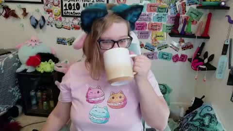 Pixie and Tentacle Overlord online show from April 22, 2026, 7:15 pm