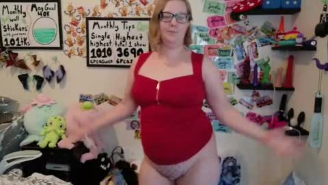 Snapshot of ten_tickle_pixie chatting on May 11, 2026, 10:18 pm Pixie and Tentacle Overlord online show from May 11, 2026, 10:18 pm