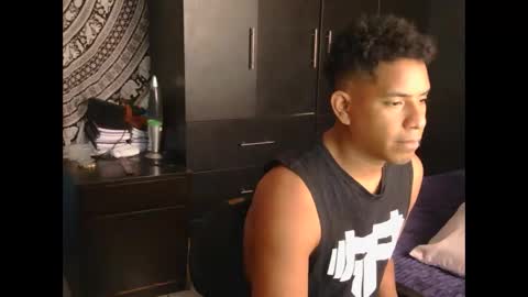 Snapshot of tendajih_black chatting on September 13, 2025, 6:29 pm Tendajih Black online show from September 13, 2025, 6:29 pm