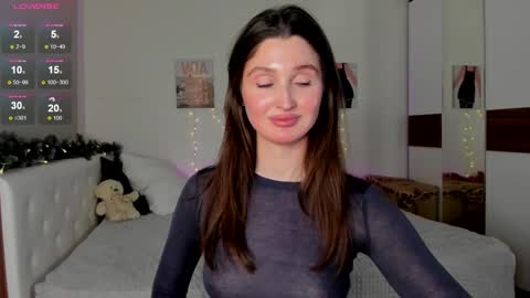 Snapshot of tender_babyy chatting on December 22, 2024, 5:42 pm Sexy girl Li online show from December 22, 2024, 5:42 pm