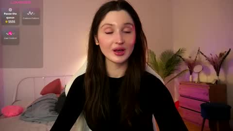 Snapshot of tender_babyy chatting on March 11, 2025, 11:01 am Sexy girl Li online show from March 11, 2025, 11:01 am