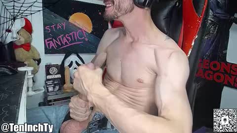 Ty online show from October 31, 2025, 4:35 am