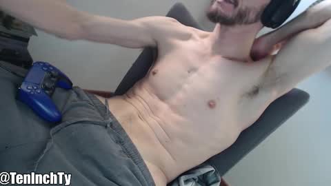 Ty online show from December 19, 2025, 5:42 pm