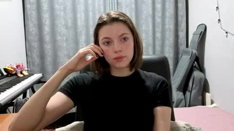 Snapshot of terranaufzinger chatting on May 14, 2026, 8:26 pm Anny Simpson online show from May 14, 2026, 8:26 pm