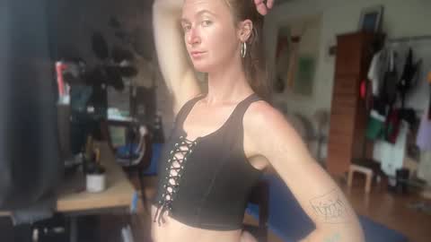 Terra Worship Findomme online show from September 25, 2025, 4:00 pm