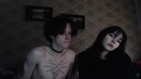 Nana online show from April 17, 2026, 4:26 am