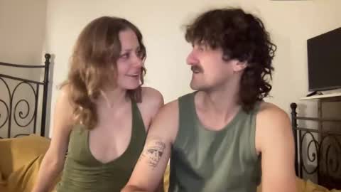 terry and elanor online show from November 3, 2025, 2:02 am