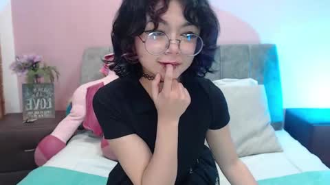Snapshot of terumikitty chatting on April 27, 2026, 8:29 pm terumikitty online show from April 27, 2026, 8:29 pm