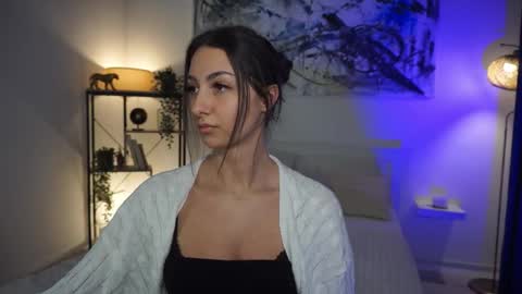 Snapshot of tessa_quin chatting on February 3, 2026, 2:44 pm Tessa online show from February 3, 2026, 2:44 pm