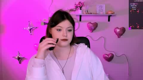 Snapshot of tessa_tea chatting on February 16, 2026, 7:54 pm tessa_tea online show from February 16, 2026, 7:54 pm