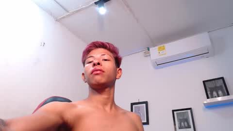 tessachains online show from November 5, 2025, 9:48 pm