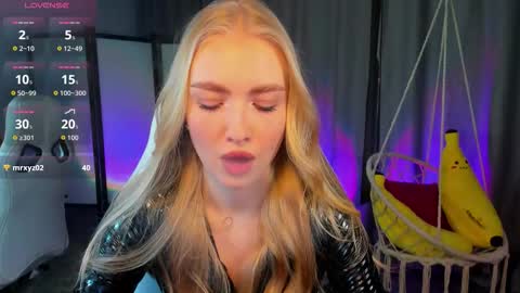 Snapshot of tessahamilton chatting on February 8, 2026, 8:07 am TessaHamilton online show from February 8, 2026, 8:07 am