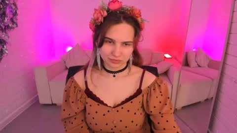 Snapshot of tessamill chatting on April 24, 2026, 5:21 am Tessa online show from April 24, 2026, 5:21 am