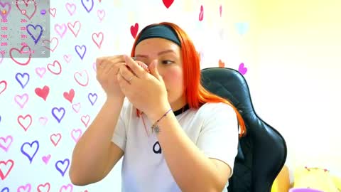 Tessy online show from April 14, 2026, 3:18 pm