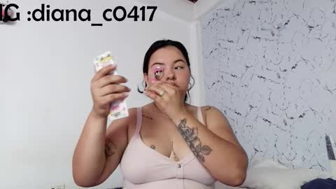 Snapshot of tessayleo_13 chatting on November 14, 2025, 1:10 pm tessa y leo online show from November 14, 2025, 1:10 pm