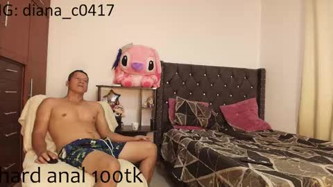 Snapshot of tessayleo_13 chatting on November 18, 2025, 12:20 pm tessa y leo online show from November 18, 2025, 12:20 pm