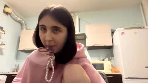 Tess online show from October 15, 2025, 8:20 pm