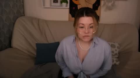 Snapshot of tesspleasure chatting on January 4, 2025, 3:07 am TESSA online show from January 4, 2025, 3:07 am