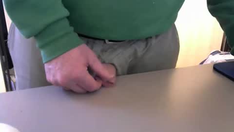 Snapshot of testechat chatting on December 3, 2025, 4:27 pm Test the Chat online show from December 3, 2025, 4:27 pm