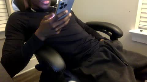 tevvdaren online show from October 12, 2025, 11:48 pm