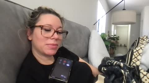 Daphne Summers online show from November 4, 2025, 4:17 pm