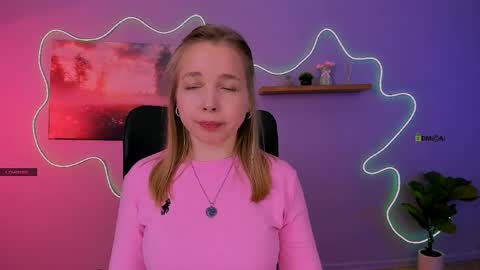 teya_starling online show from April 19, 2026, 7:40 am