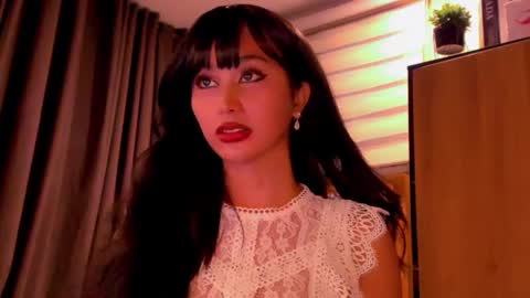 th3r3sa online show from December 9, 2024, 9:39 am