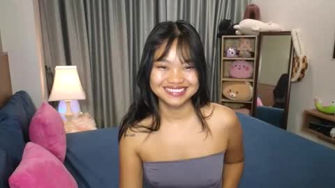 AbbieThai  online show from January 7, 2026, 1:57 pm