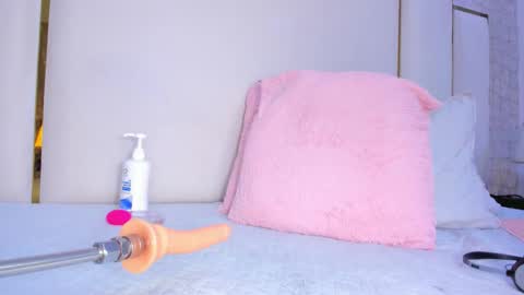 Snapshot of thalia888_ chatting on November 28, 2025, 8:22 pm thalia888_ online show from November 28, 2025, 8:22 pm