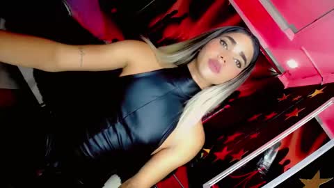 Thalia Girl online show from February 22, 2025, 5:02 am