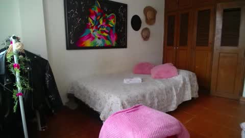    online show from December 15, 2024, 5:10 pm