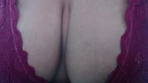 Snapshot of thaly_pervert chatting on May 10, 2026, 2:44 pm Thalia online show from May 10, 2026, 2:44 pm