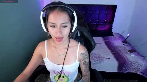 Snapshot of thamara_l11 chatting on January 11, 2025, 2:36 pm Dany online show from January 11, 2025, 2:36 pm