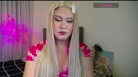 Snapshot of thatgirloctavia chatting on March 5, 2025, 10:21 pm NOEY online show from March 5, 2025, 10:21 pm