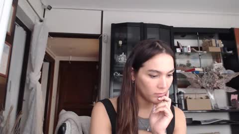 thayanizreal online show from February 1, 2026, 2:15 pm