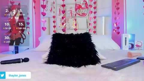 Thayler  online show from February 11, 2025, 2:46 pm