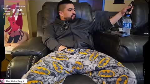 Snapshot of the_alpha_dog_xxx chatting on January 12, 2025, 5:13 am the_alpha_dog_xxx online show from January 12, 2025, 5:13 am