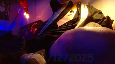 GIORGGIO online show from December 23, 2025, 2:31 am