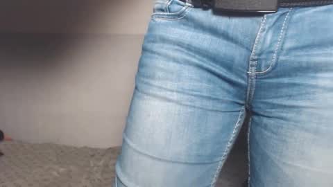 Snapshot of the_basic_instinctt chatting on December 28, 2024, 12:04 am Eva online show from December 28, 2024, 12:04 am