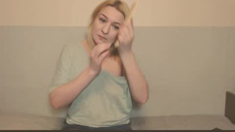 Snapshot of the_basic_instinctt chatting on October 28, 2025, 9:50 pm Eva online show from October 28, 2025, 9:50 pm