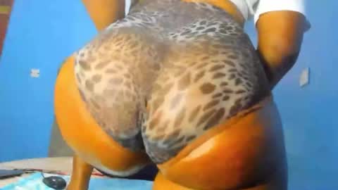 Snapshot of the_beautiful_barbie chatting on September 16, 2025, 9:21 am the_beautiful_barbie online show from September 16, 2025, 9:21 am