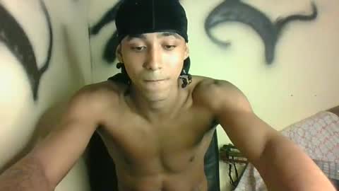 Snapshot of the_black05 chatting on November 10, 2025, 12:31 am yousef online show from November 10, 2025, 12:31 am