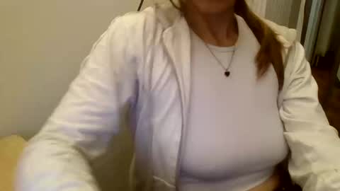 the crazy travellers online show from December 23, 2025, 8:12 am