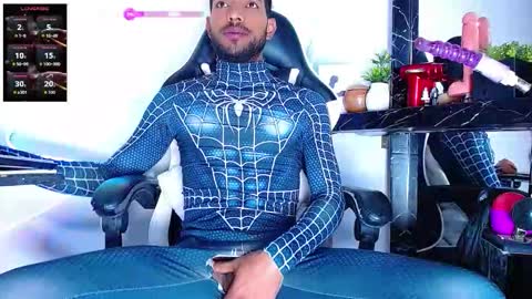 the dog lian online show from December 1, 2025, 12:21 pm