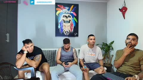 SCOTT  THEO  KAMERON  GENDERSON online show from December 5, 2024, 1:03 am