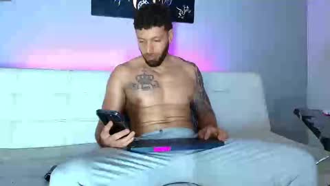 SCOTT  THEO  KAMERON  GENDERSON online show from March 6, 2025, 4:30 am