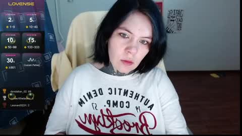 the_ice_owl online show from April 4, 2026, 11:51 am