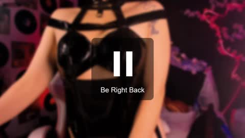 ...  ... online show from January 15, 2025, 6:54 am