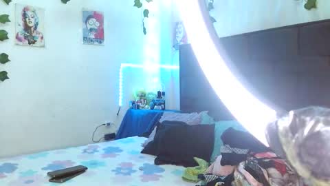 the_lesbian_game online show from February 26, 2026, 6:18 pm