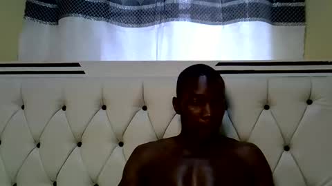 Snapshot of the_logking chatting on January 19, 2026, 5:44 am the_logking online show from January 19, 2026, 5:44 am